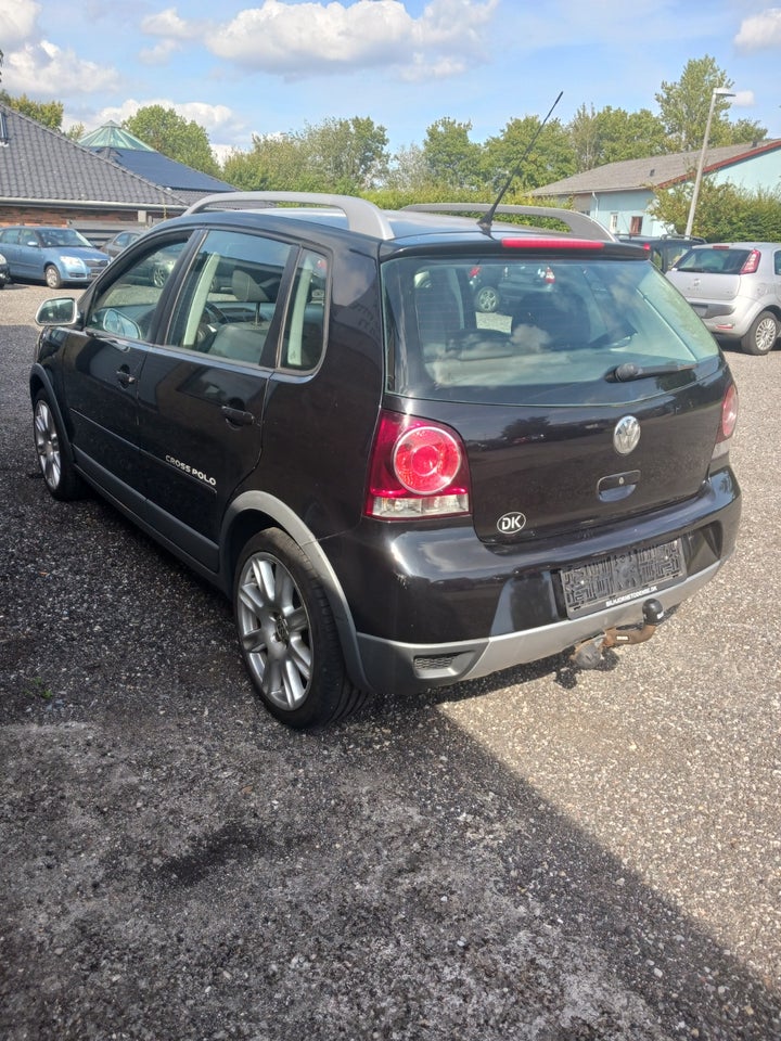 VW Polo Cross 1,6 16V 5d