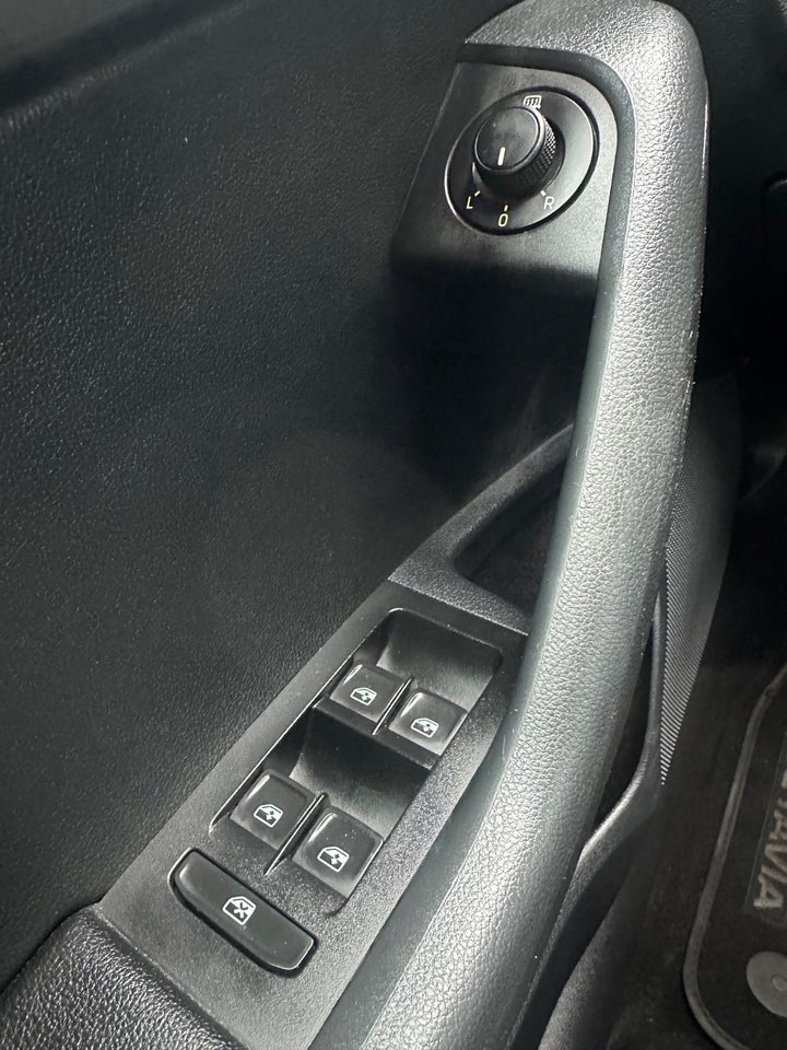 Skoda Octavia 1,6 TDi 115 Style Combi DSG 5d