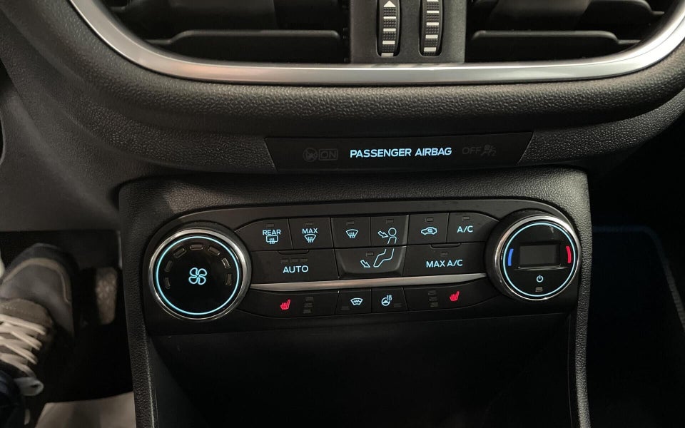 Ford Fiesta 1,0 EcoBoost Titanium 5d