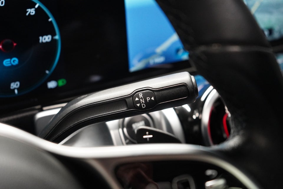 Mercedes EQB300 4Matic 7prs 5d