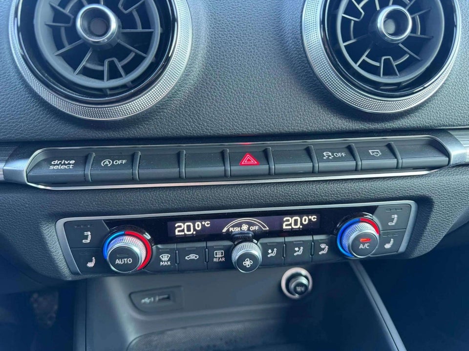 Audi A3 35 TFSi Sport Limited plus Cabriolet S-tr. 2d