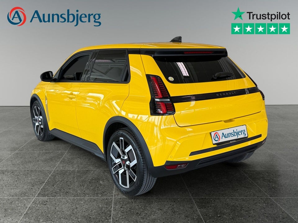 Renault 5 E-Tech 40 Techno 5d