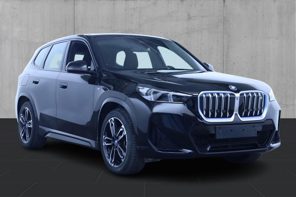 BMW iX1 xDrive30 M-Sport 5d