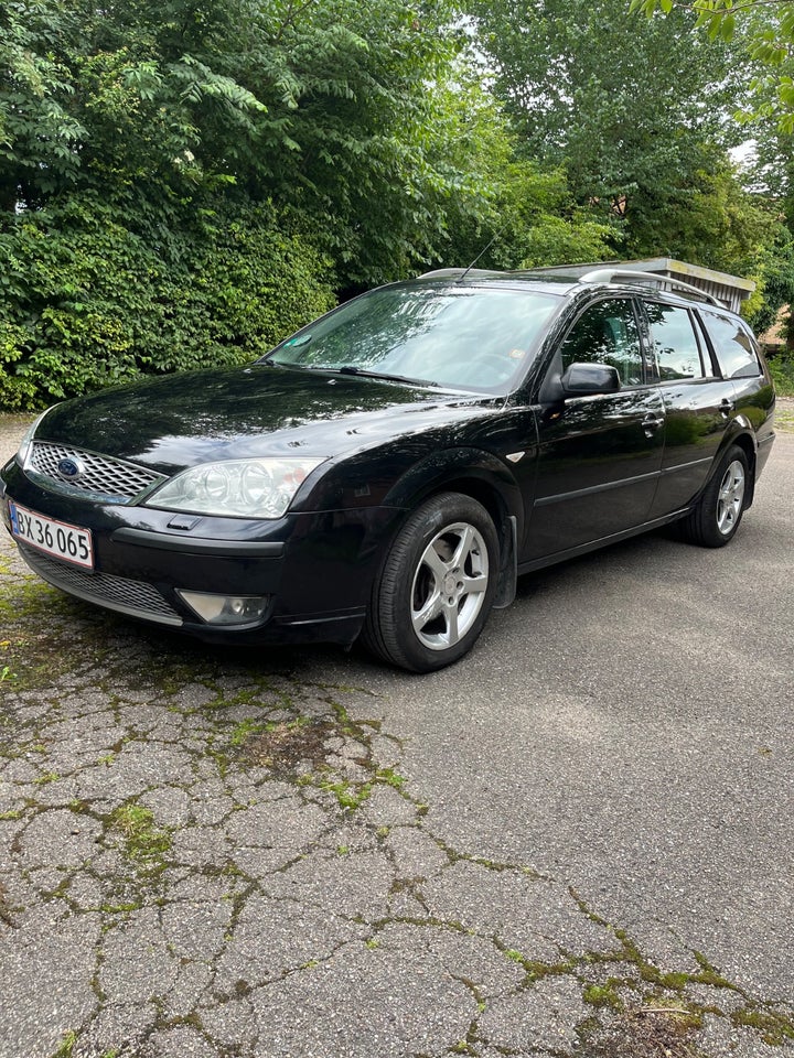 Ford Mondeo 2,0 TDCi 115 Titanium stc. 5d