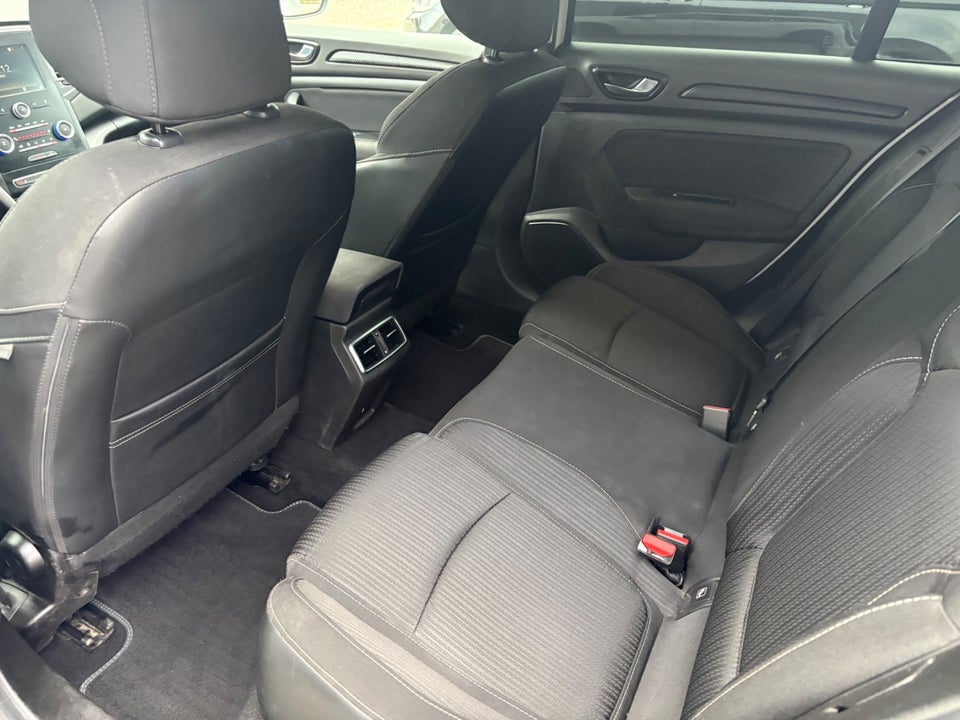 Renault Megane IV 1,2 TCe 100 Zen Sport Tourer 5d