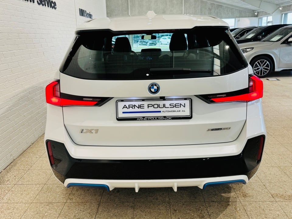 BMW iX1 xDrive30 M-Sport 5d