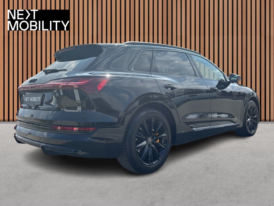 Audi e-tron 55 S-line quattro 5d
