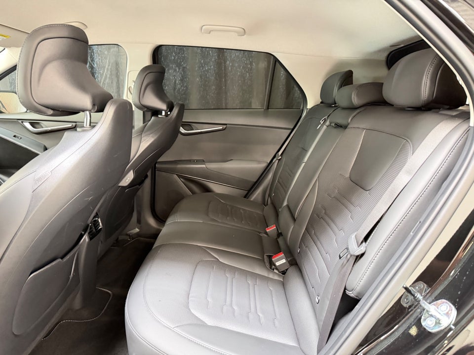 Kia Niro 64 EV Inspire 5d