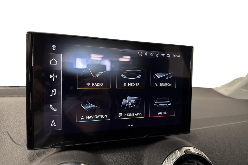 Audi Q2 35 TFSi S-line S-tr. 5d