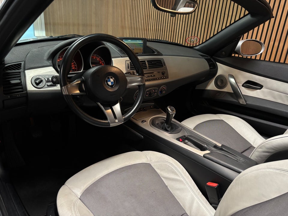BMW Z4 3,0 S Roadster 2d