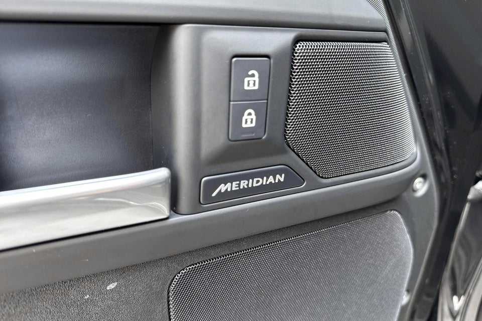 Land Rover Defender 90 3,0 D250 Hard Top X-Dynamic SE aut. Van 3d