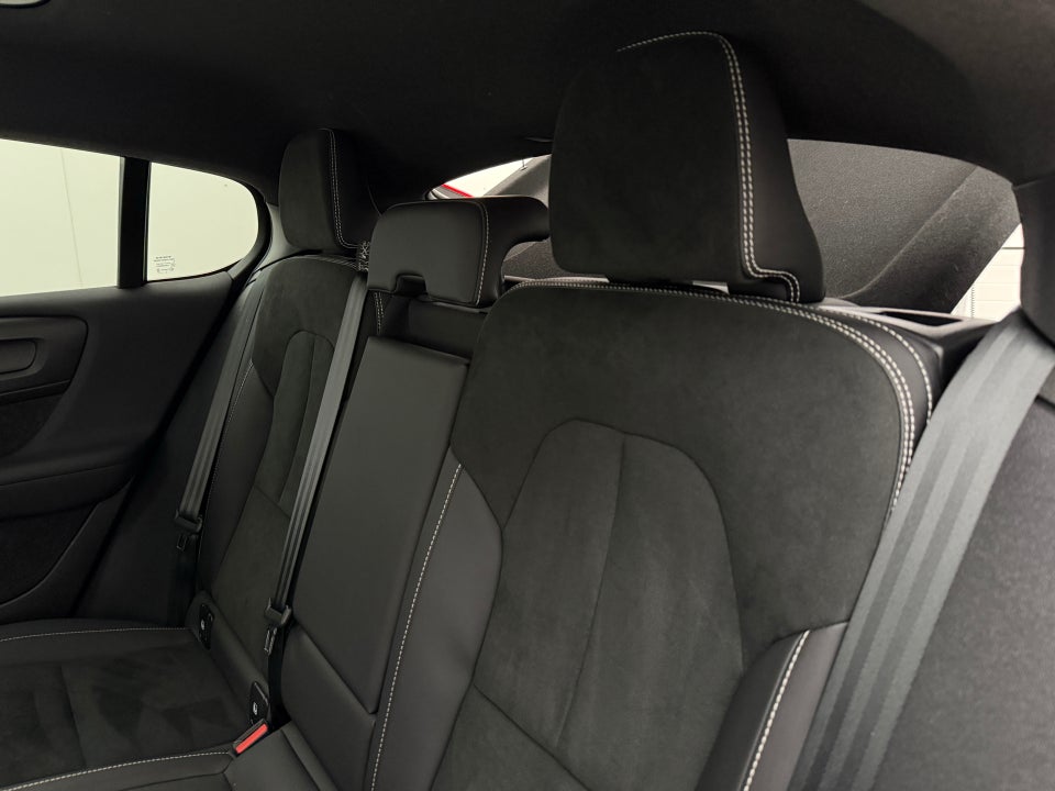 Volvo C40 P6 ReCharge Core 5d