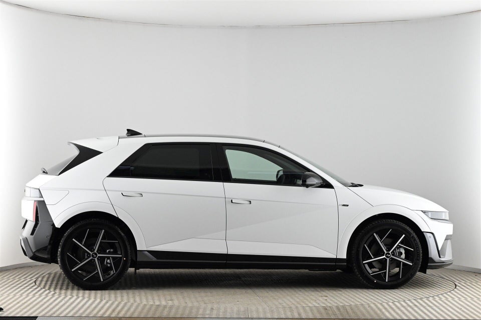 Hyundai Ioniq 5 84 N Line+ 5d