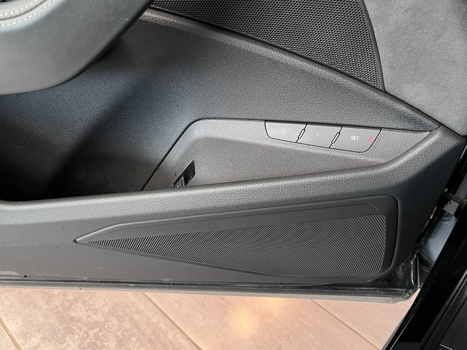 Audi Q8 e-tron 55 S-line Sportback quattro 5d