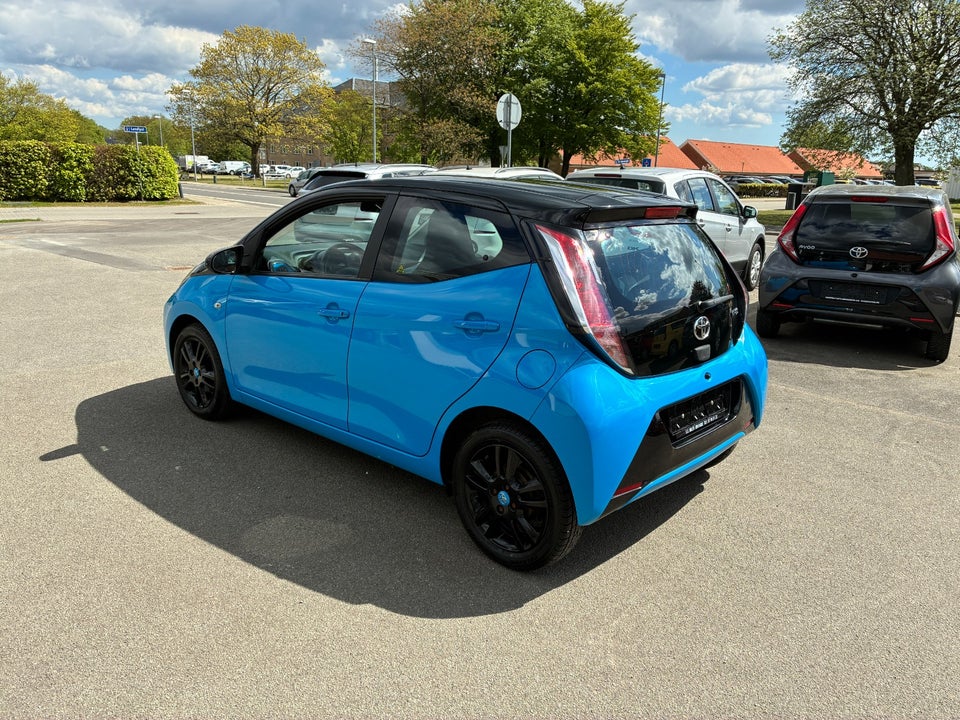 Toyota Aygo 1,0 VVT-i x-cite 5d