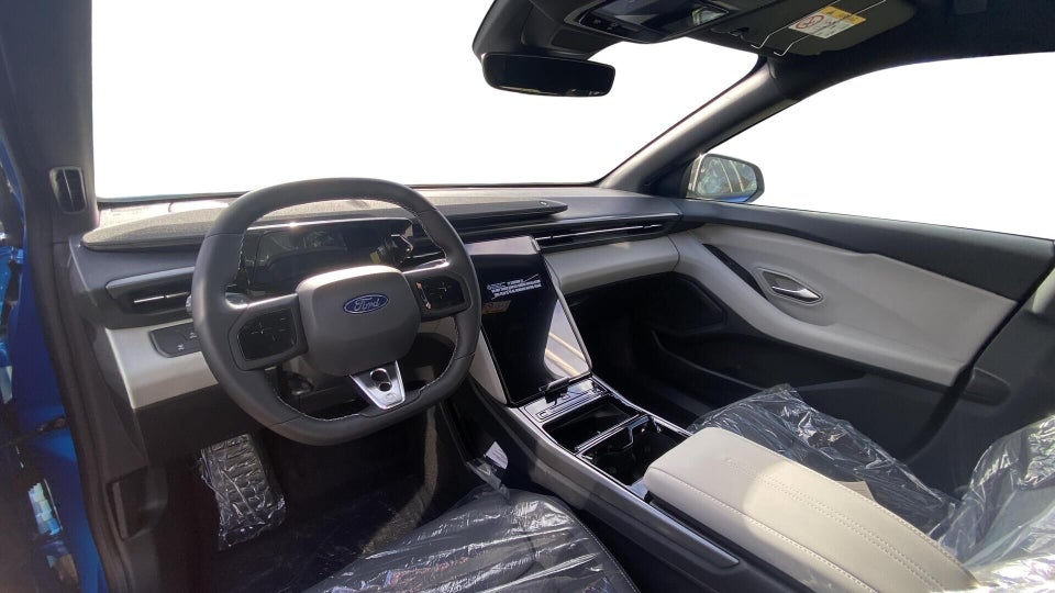 Ford Capri 82 Select Extended Range 5d