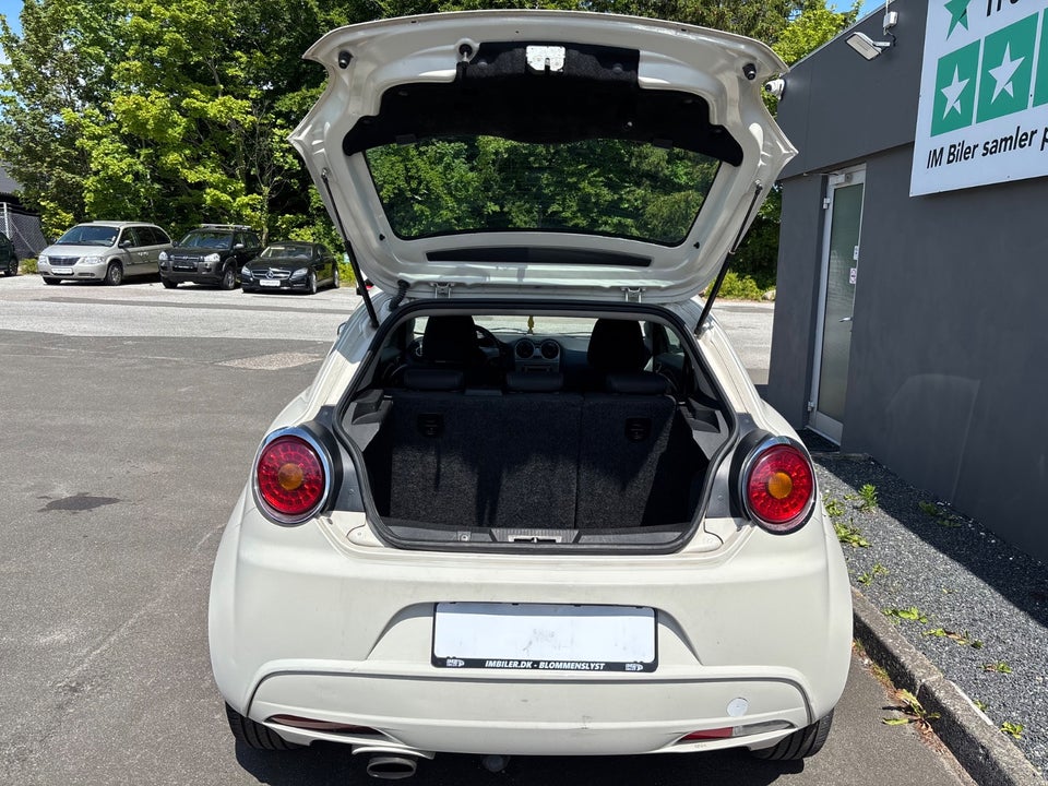 Alfa Romeo MiTo 1,3 JTDm 85 Distinctive 3d