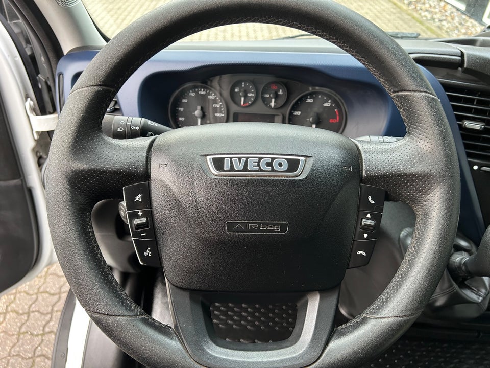 Iveco Daily 2,3 35S16 12m³ Van AG8