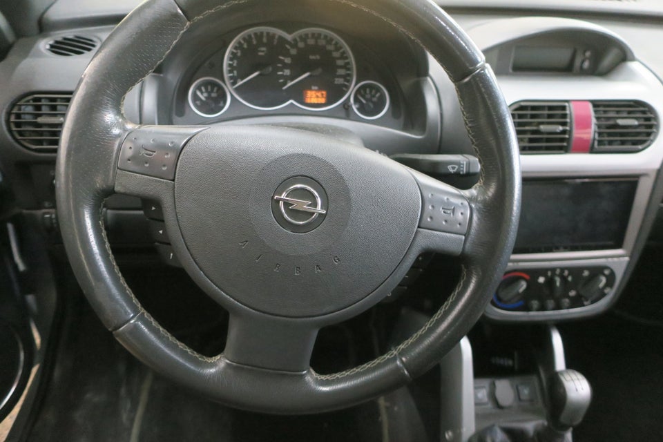 Opel Tigra 1,8 Sport 2d