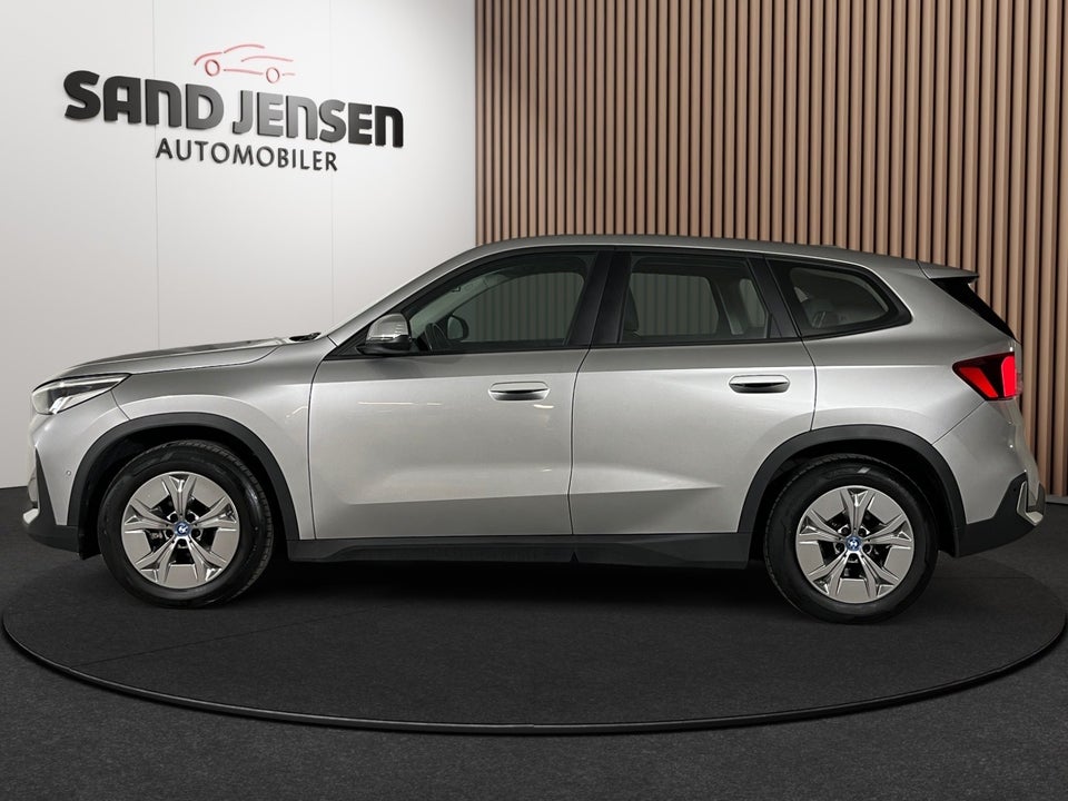 BMW iX1 xDrive30 5d