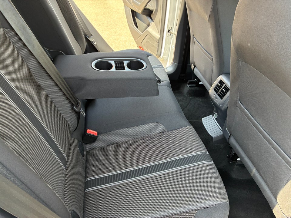 VW T-Roc 1,0 TSi 115 Style 5d
