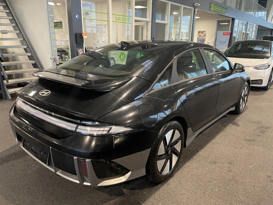 Hyundai Ioniq 6 53 Essential 4d