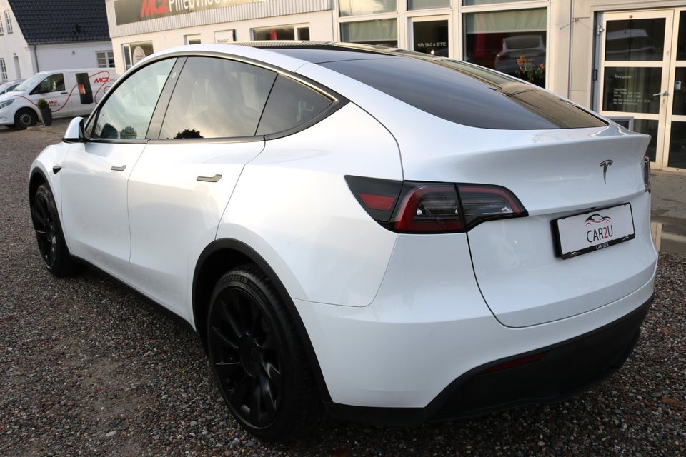 Tesla Model Y RWD 5d
