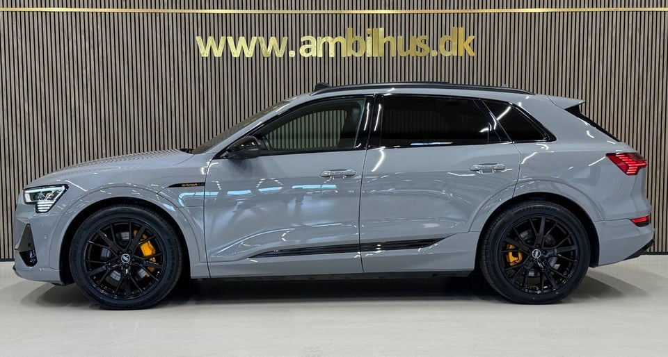 Audi e-tron 55 S-line quattro 5d