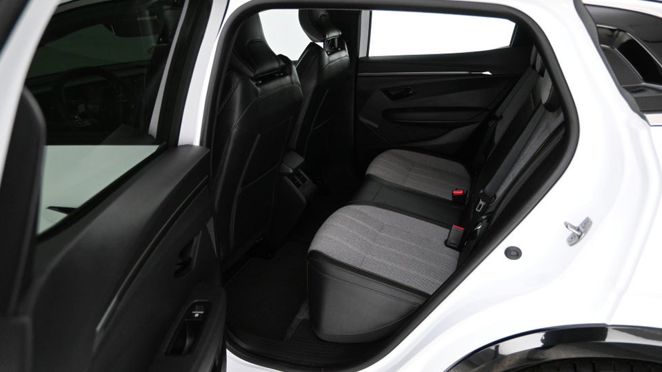 Renault Megane E-Tech 60 Techno 5d