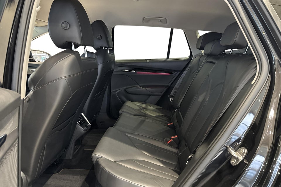 Skoda Enyaq 80 iV Suite 5d