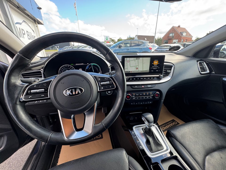Kia XCeed 1,6 PHEV Prestige DCT 5d