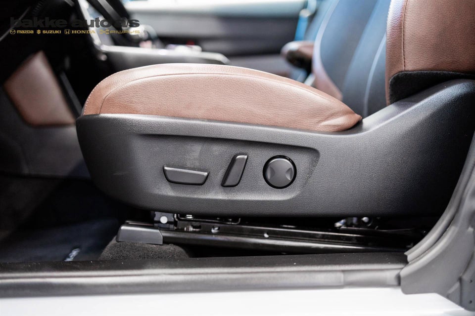 Mazda MX-30 e-SkyActiv Cosmo 5d