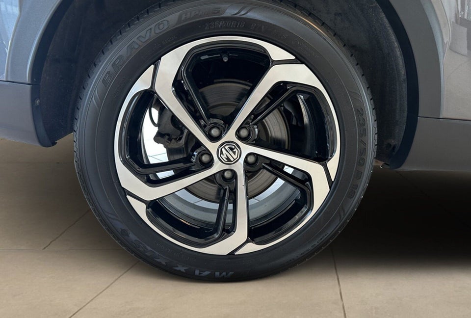 MG EHS 1,5 PHEV Luxury 5d
