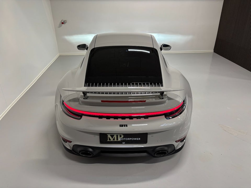 Porsche 911 Turbo S 3,8 Coupé PDK 2d