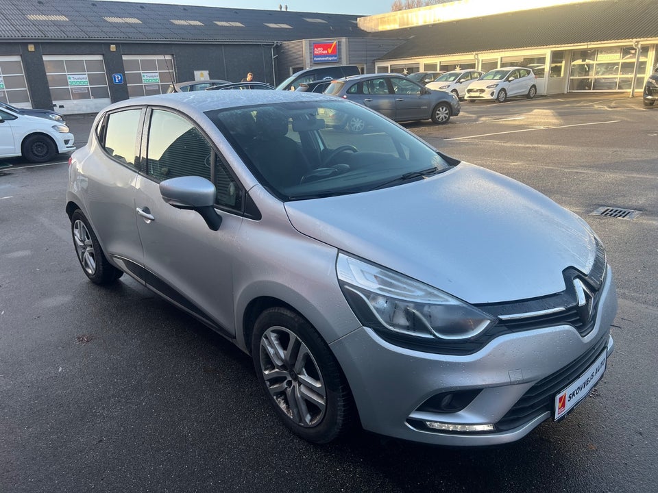Renault Clio IV 1,5 dCi 90 Zen 5d