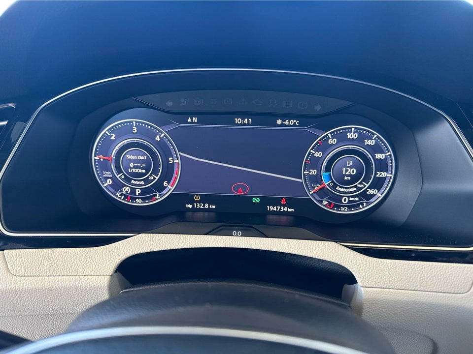 VW Passat 2,0 TDi 190 R-line Variant DSG 5d