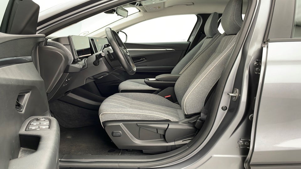 Renault Megane E-Tech 60 Equilibre 5d