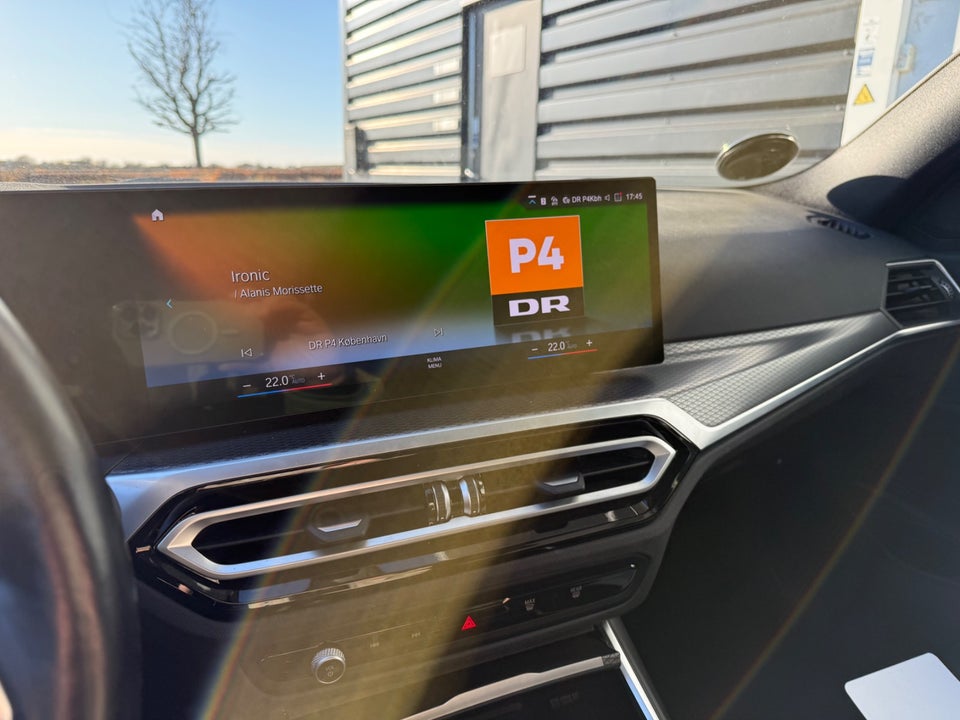 BMW 330e 2,0 Touring M-Sport aut. 5d