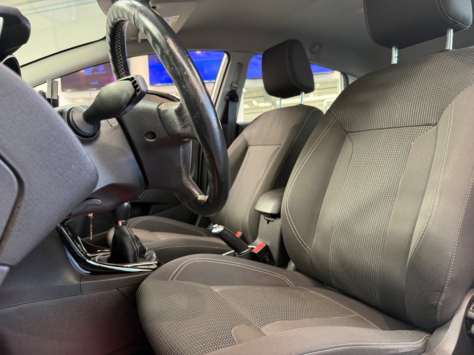 Ford Fiesta 1,0 EcoBoost Titanium 5d