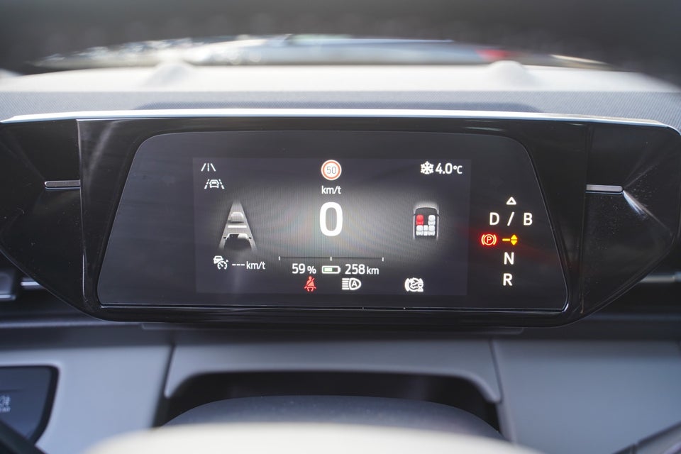 Ford Explorer 84 Select Extended Range AWD 5d