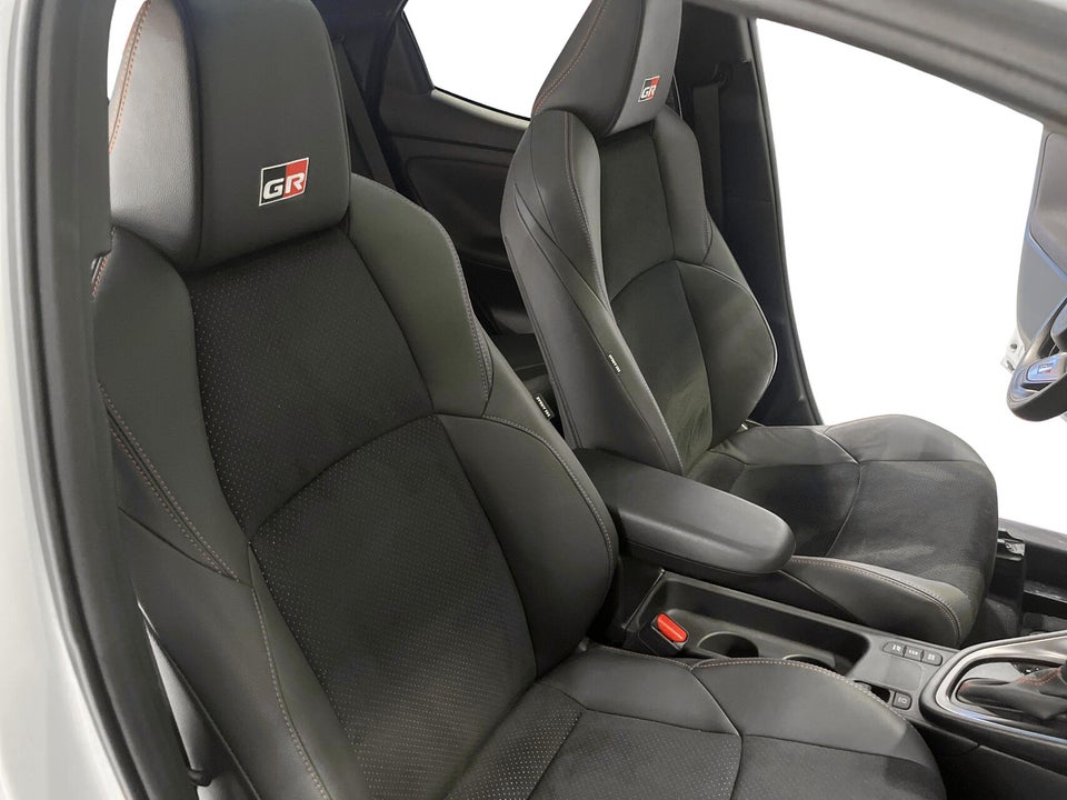 Toyota Yaris 1,5 Hybrid GR Sport e-CVT 5d