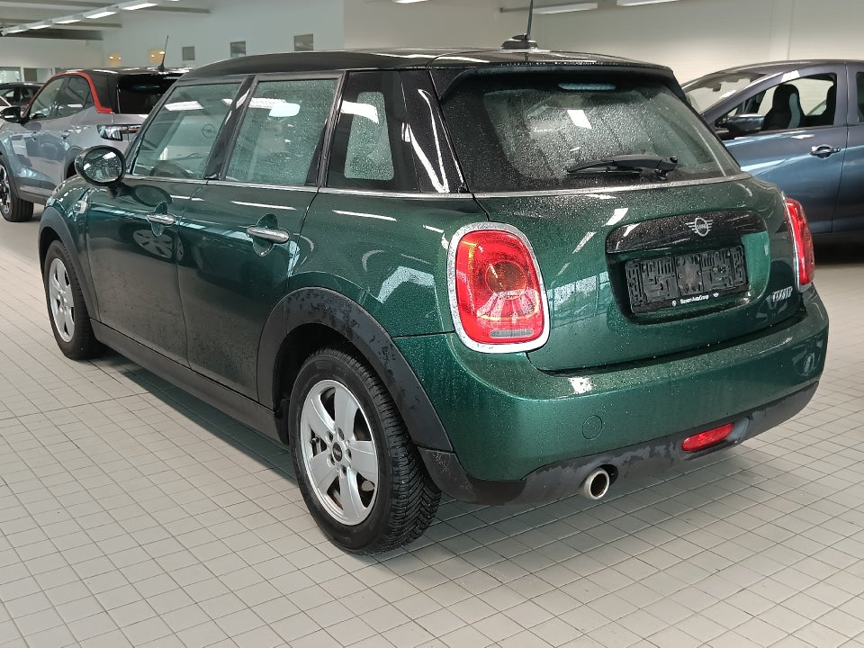 MINI Cooper 1,5 Connected Edition 5d