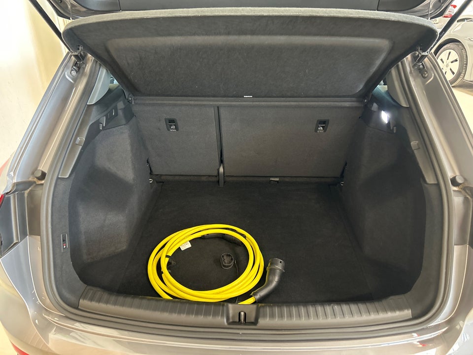 Audi Q4 e-tron 40 Advanced 5d