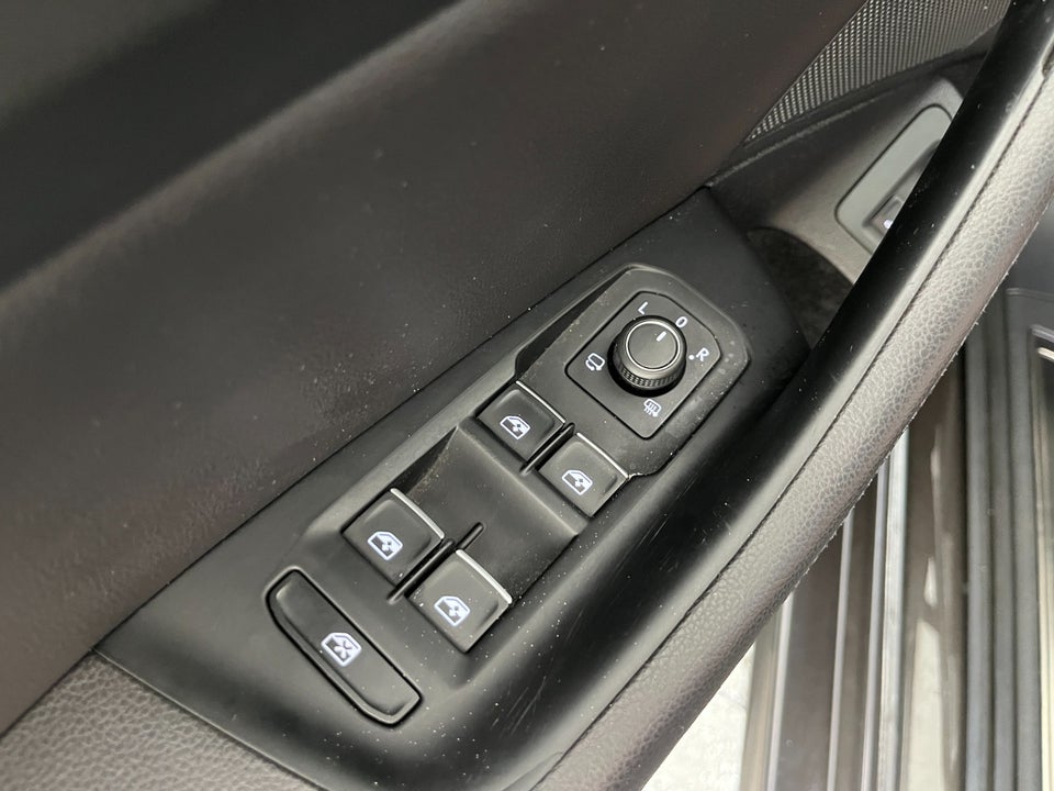 VW Passat 1,4 TSi 150 Highline+ Variant DSG 5d