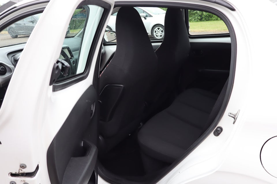 Citroën C1 1,2 PureTech Shine 5d