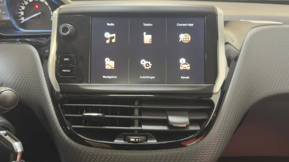 Peugeot 2008 1,2 e-THP 110 Allure Sky 5d