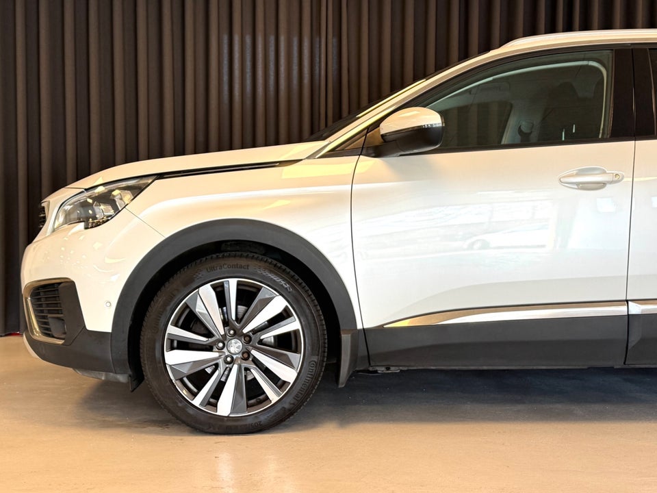 Peugeot 5008 1,6 BlueHDi 120 Allure 7prs 5d