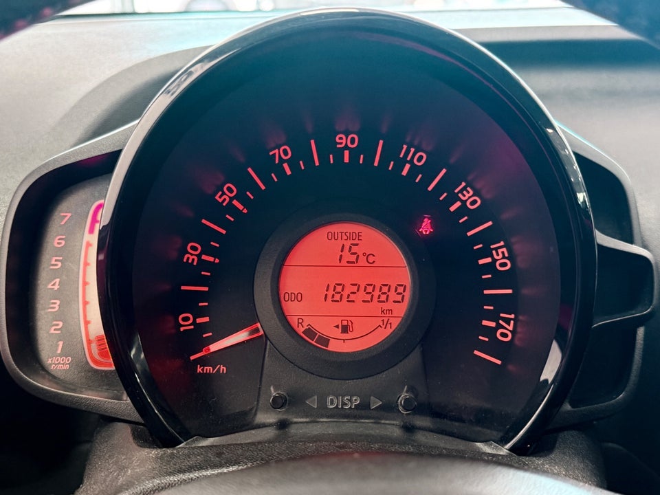 Toyota Aygo 1,0 VVT-i x-cite 5d