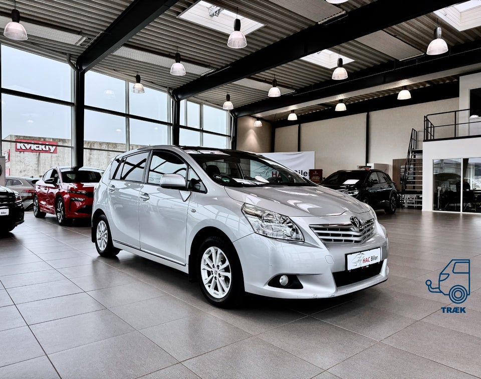 Toyota Verso 1,8 TX Skyview 7prs 5d