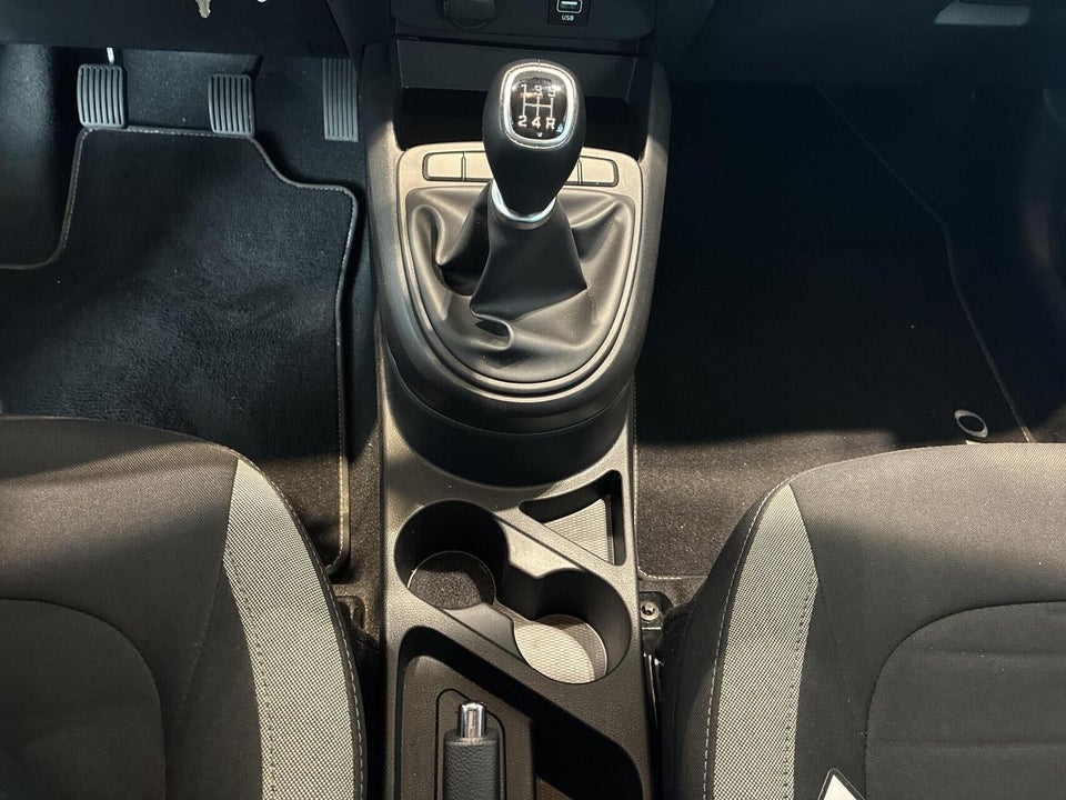 Hyundai i10 1,0 MPi Essential 5d
